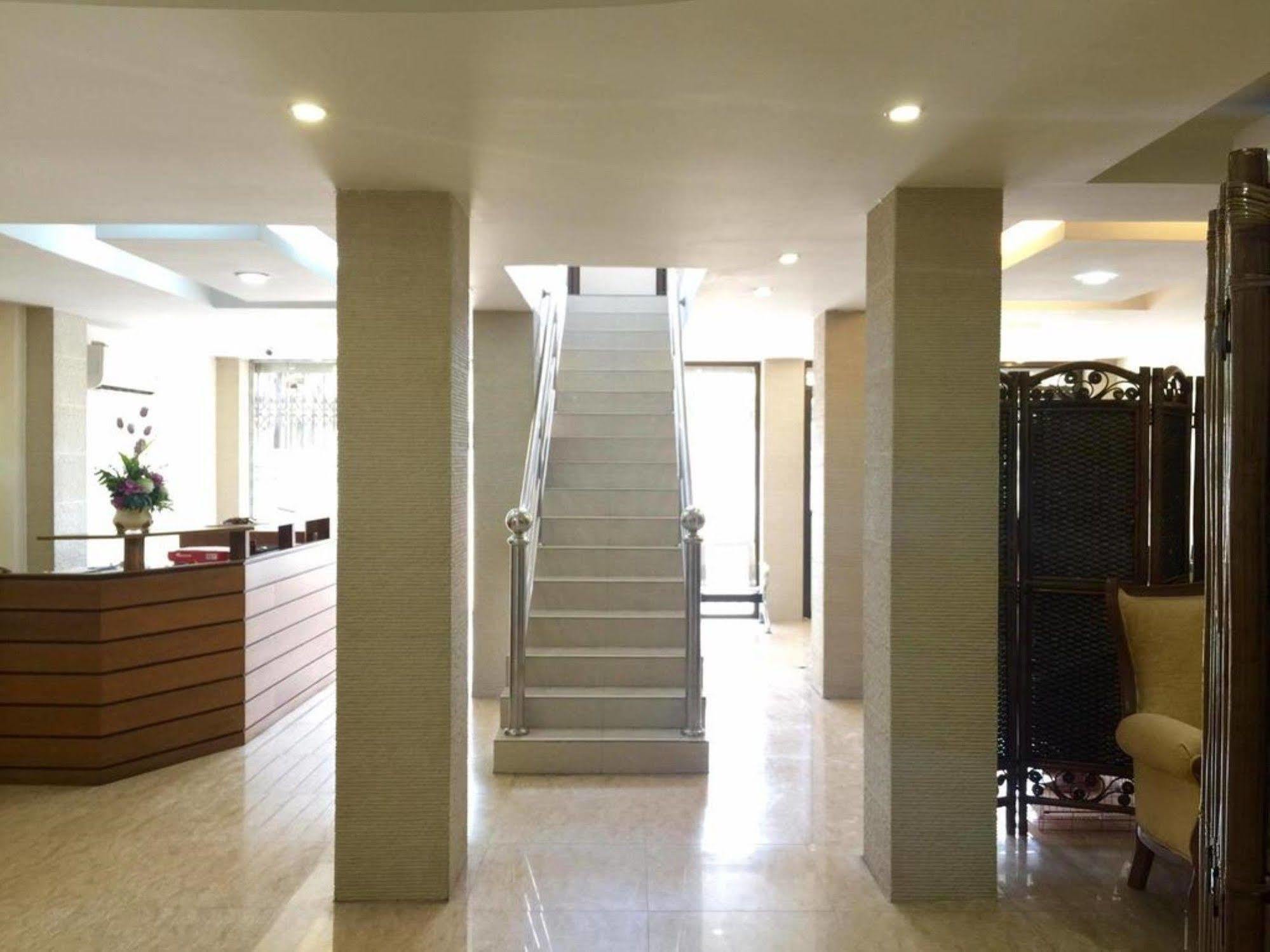 يانغون Pandora Motel المظهر الخارجي الصورة